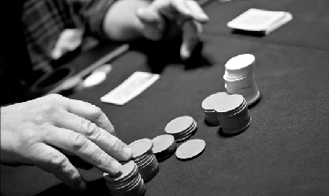 Short reviews of the types of online poker players thumbnail